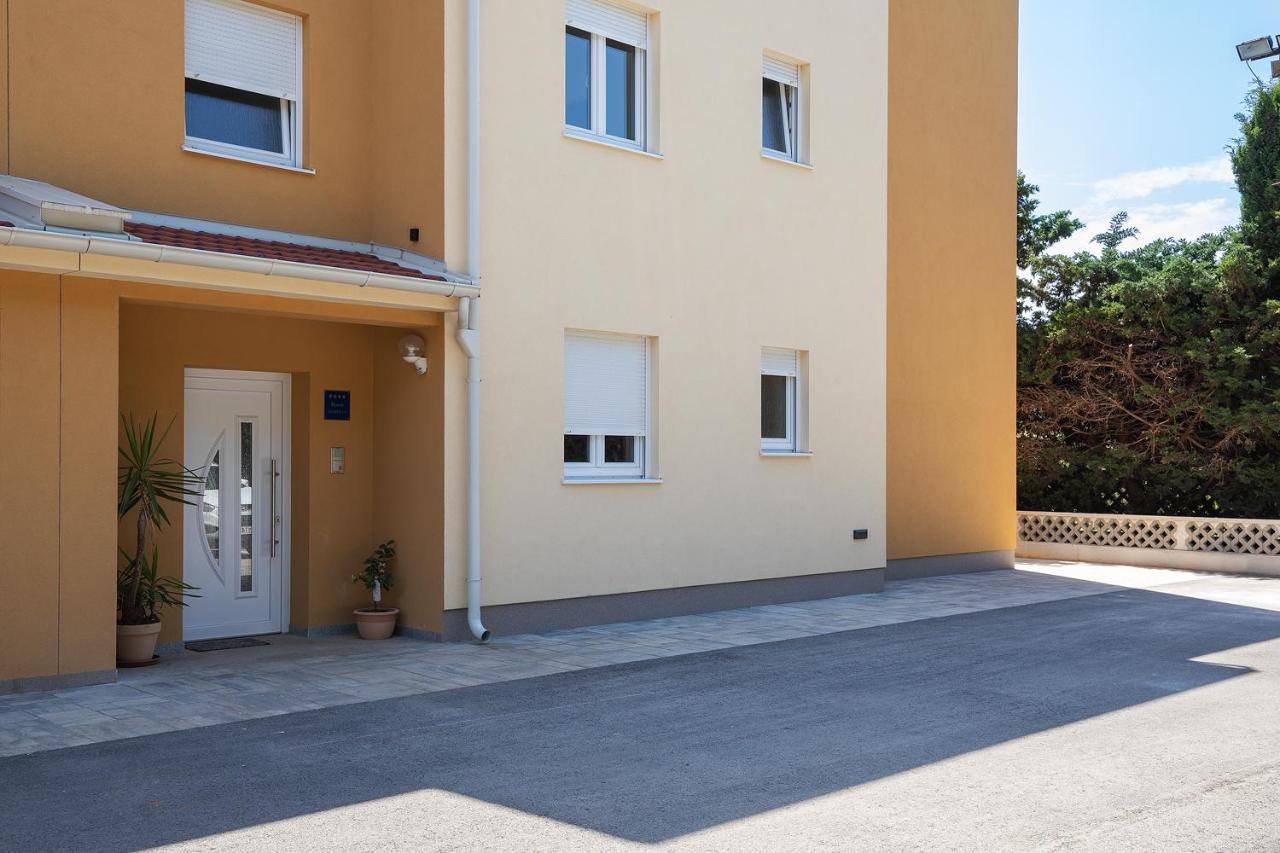 Apartment J&E Medulin Exterior foto