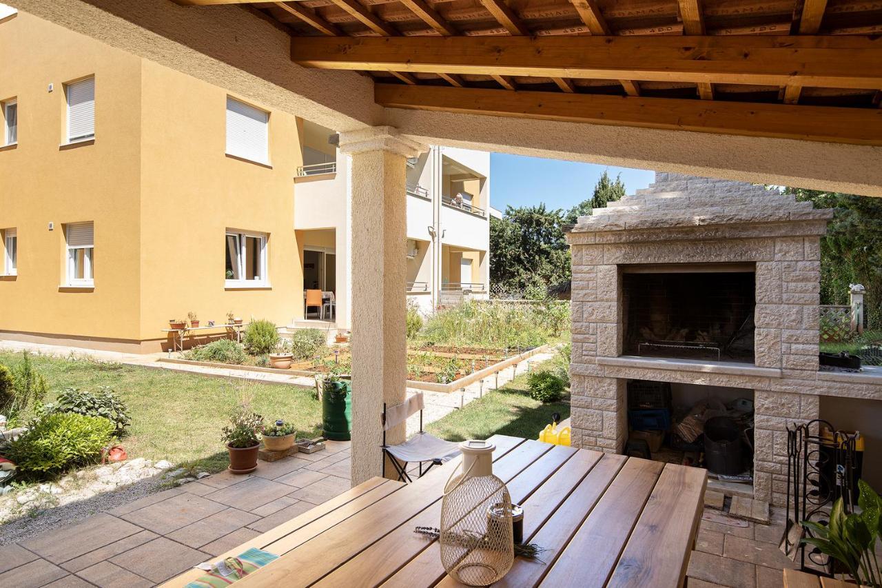 Apartment J&E Medulin Exterior foto