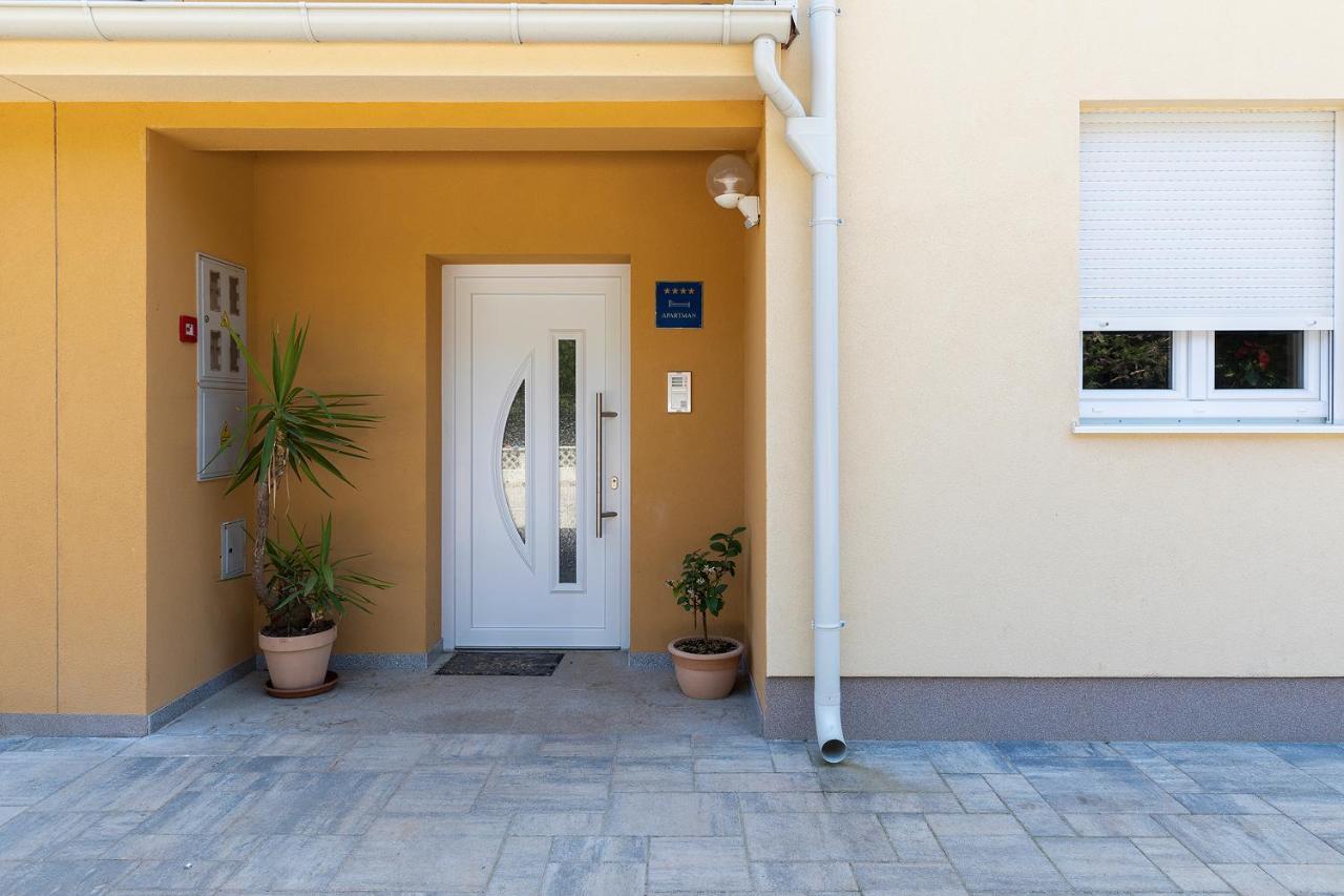 Apartment J&E Medulin Exterior foto
